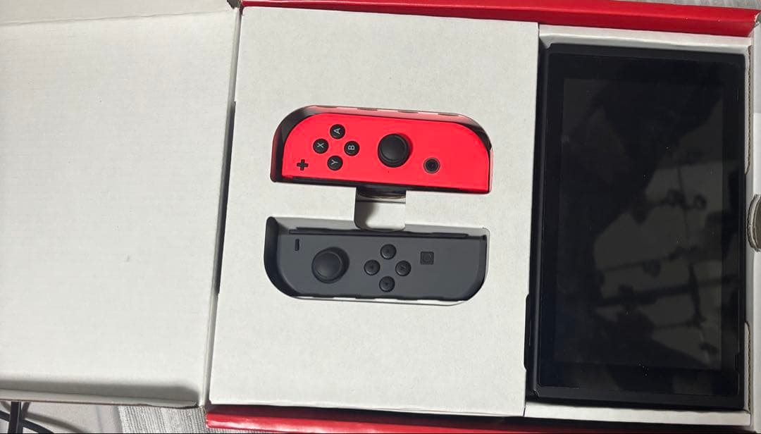 Nintendo Switch 本体 赤黒コントローラー付き