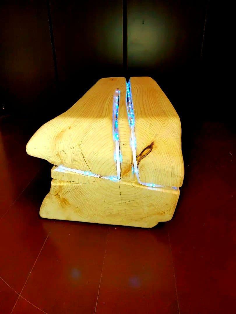 『限定価格』四国霊峰石鎚山産②大型天然ひのき切り株テーブルベンチ