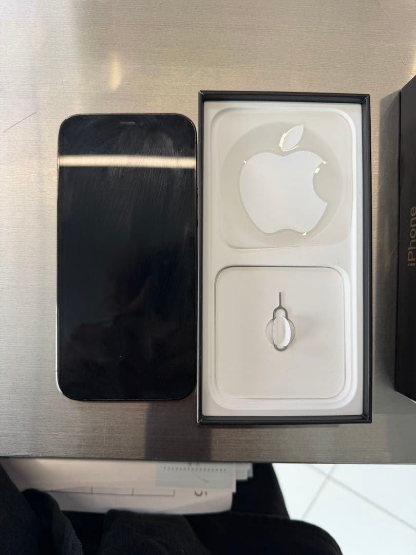 即発送可⭕️iPhone 12Pro 256GBグラファイトSIMロック解除済み