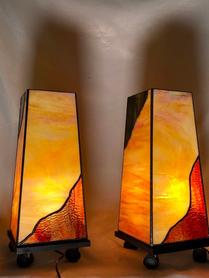 2388❣️ ステンドグラス　行燈　キャスター　付き　2点　セット