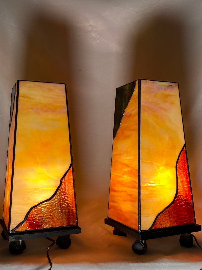 2388❣️ ステンドグラス　行燈　キャスター　付き　2点　セット