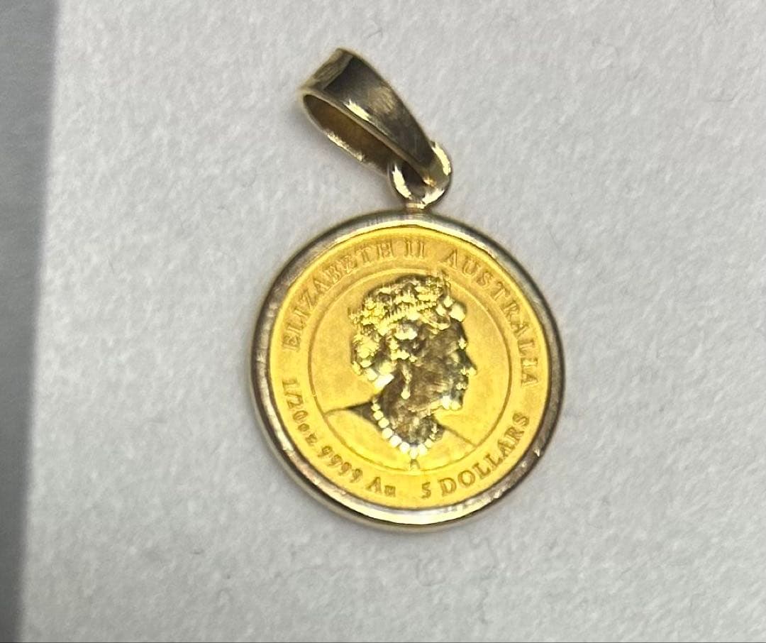 エリザベス2世 金メダルネックレス　トップ　2.0g