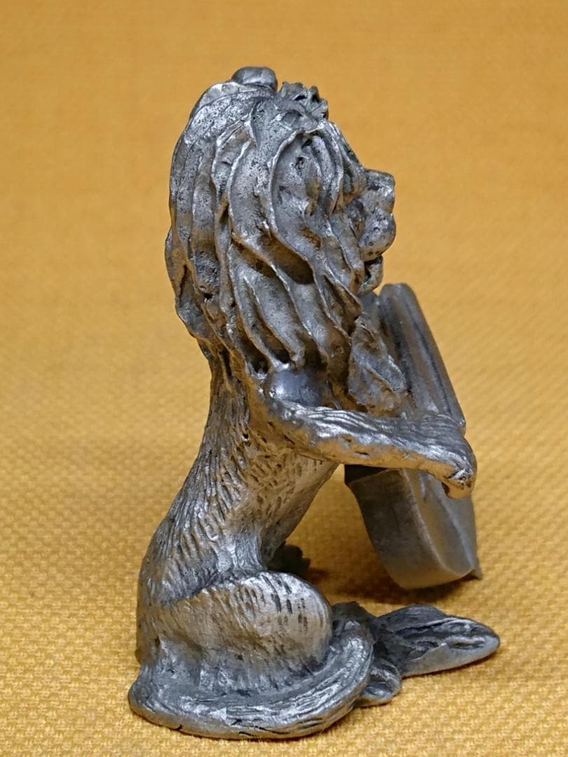 獅子　ライオン　金属　チェロ　置物　インテリア　工芸品　美術品　A3280