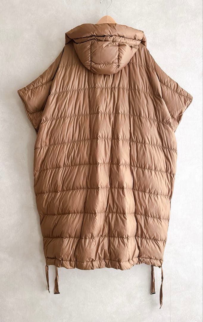 訳あり　MAX MARA CUBE SEICAダウンケープ