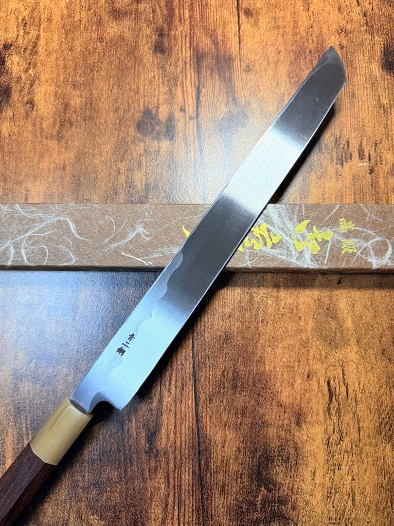 森本光一作　左用　蛸引 先丸　青鋼 紋鍛錬 尺　紫檀白水牛八角柄