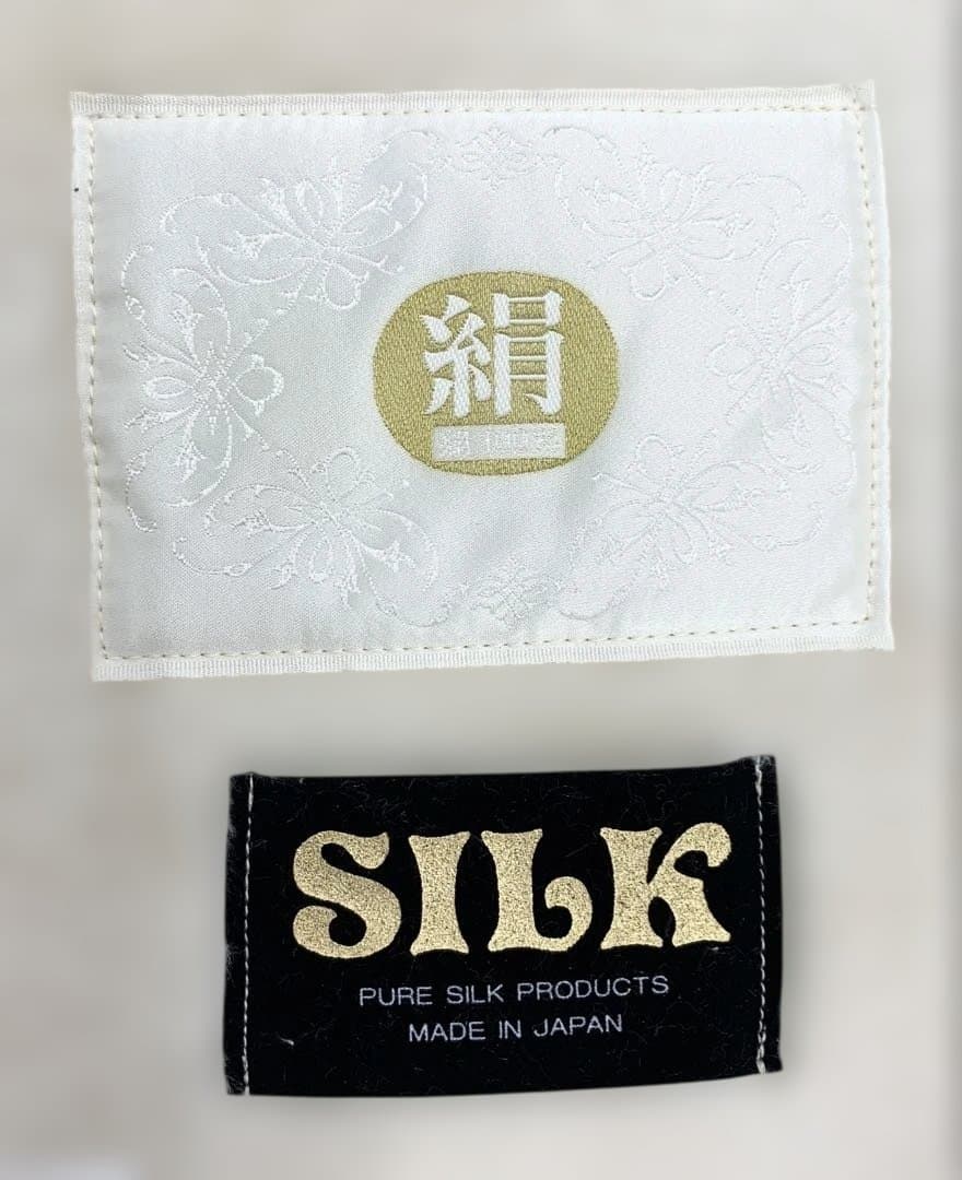 【M228】新品 未使用 シルク100% 絹 毛布 ブランケット 箱入り