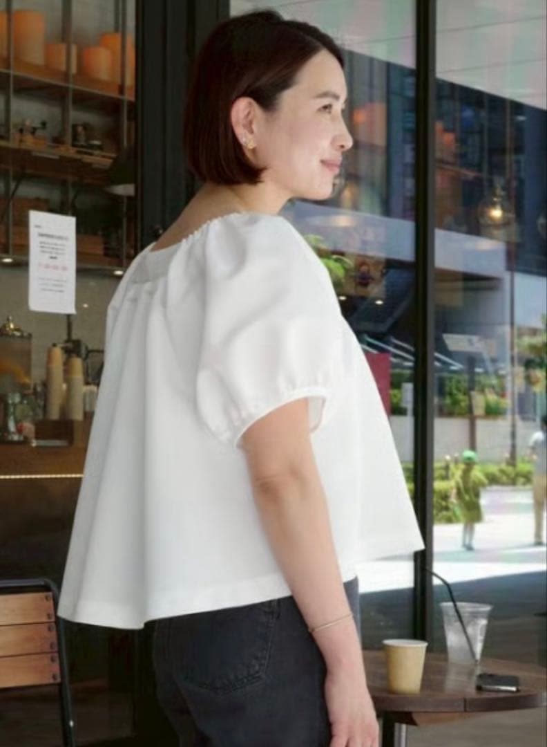 【OHGA】SQUARE PUFF ホワイト