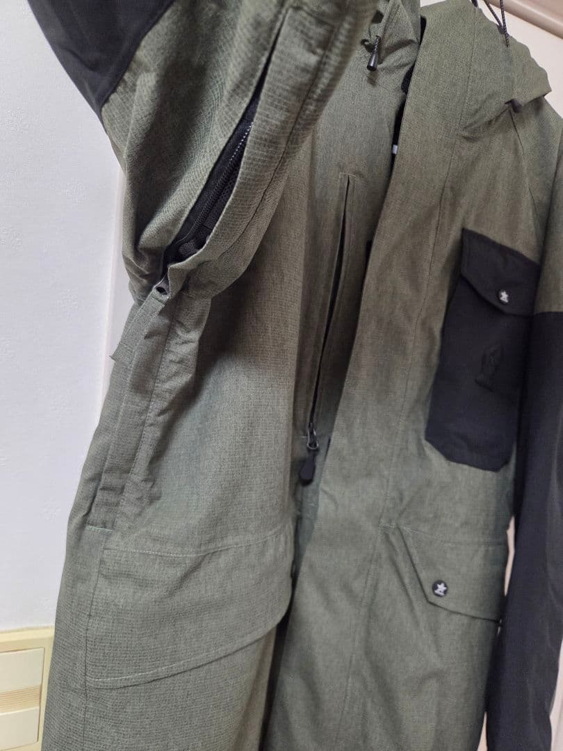 スノーボードウェア オリーブグリーン