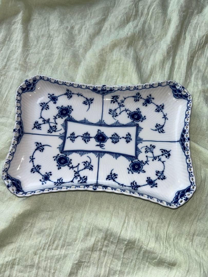 ロイヤルコペンハーゲン　フリル　皿