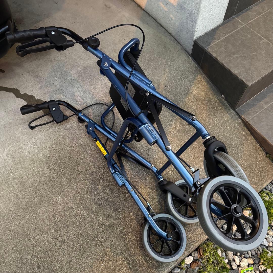 【美品】【送料込】竹虎　ハッピーⅡ　軽量歩行器　ブルーメタリック　かご付き