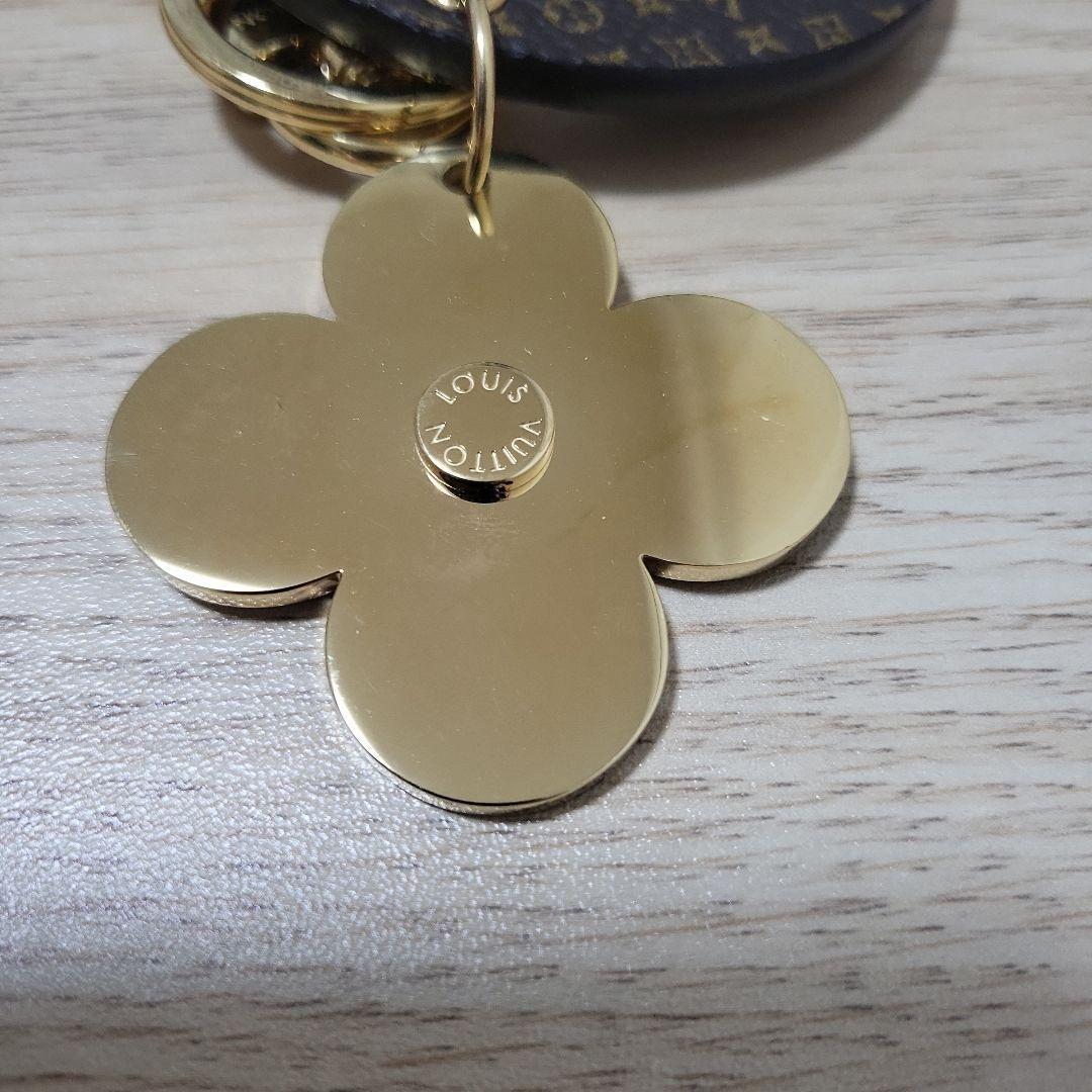 LOUIS VUITTON モノグラム・フラワー キーホルダー
