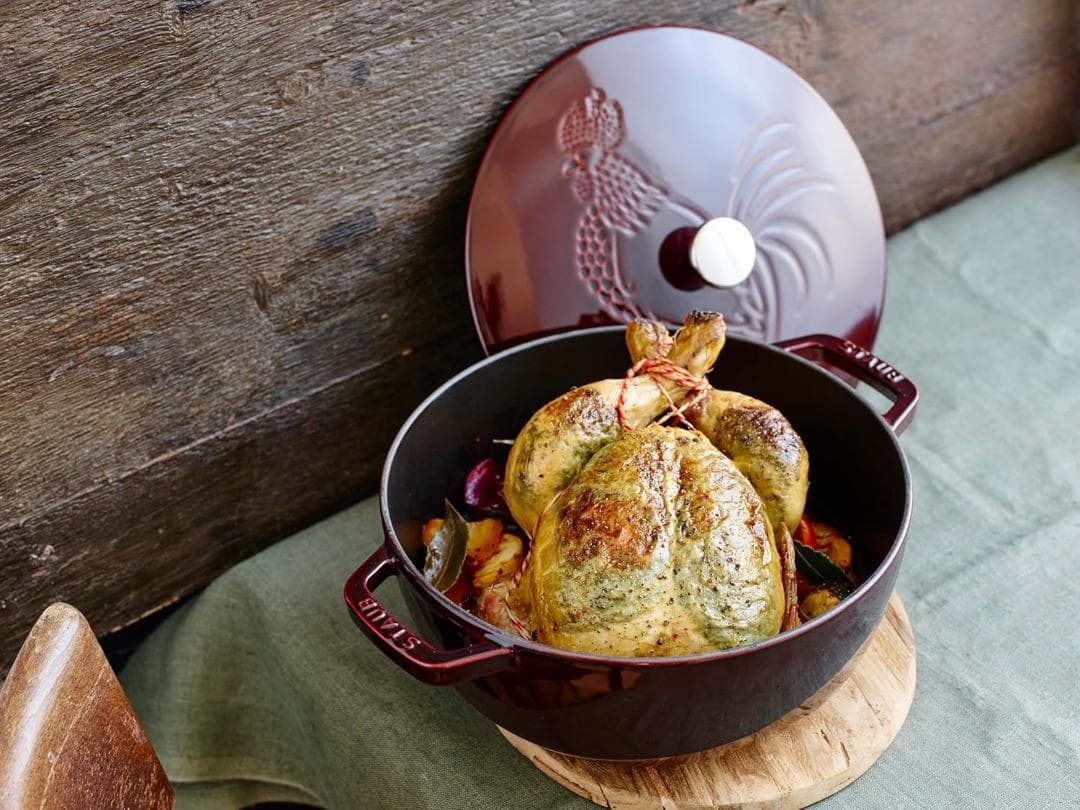 staub フレンチルースターココットグレナディーンレッド24cm