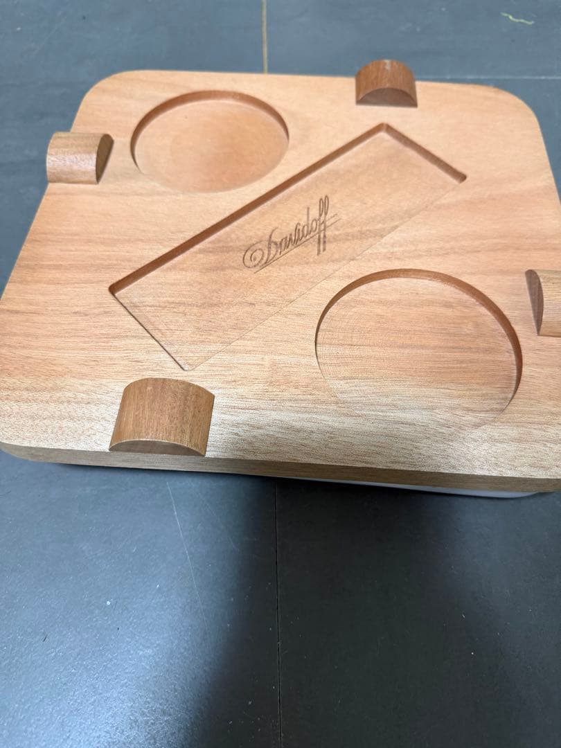 【Davidoff】 ダビドフ 葉巻　灰皿　グラス置き