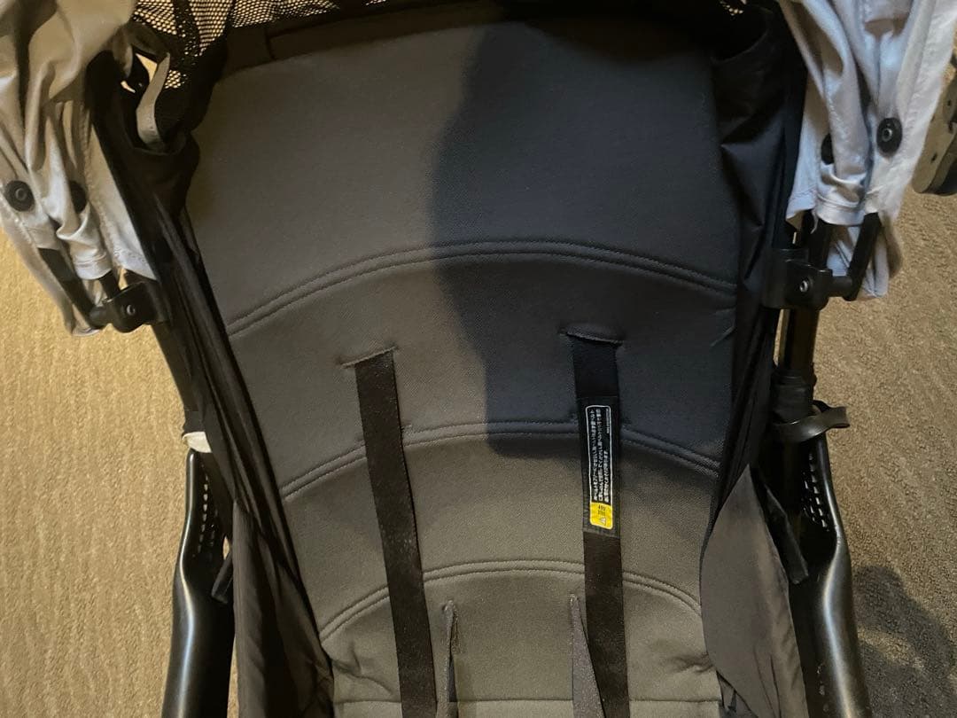 マジカルエアーAH グレー 2023モデル ベビーカー （グレー）