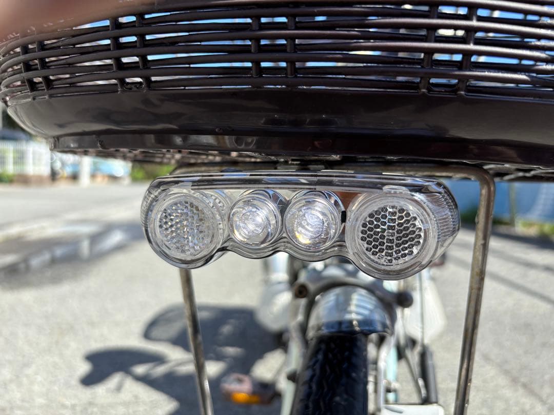 【引き取り限定.藤沢市】ブリヂストン　電動アシスト三輪自転車 アシスタワゴン