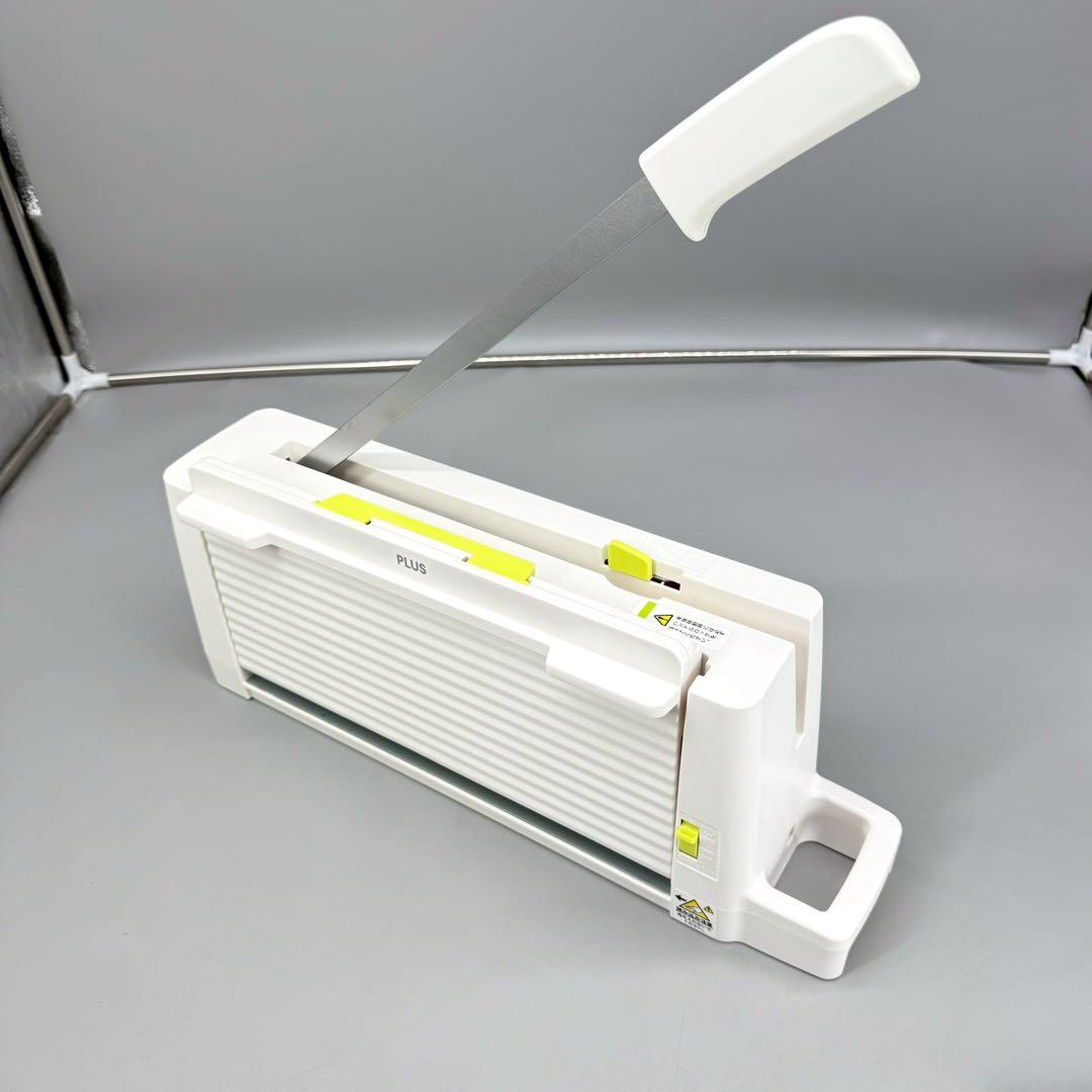 プラス コンパクト裁断機 PLUS PK-213