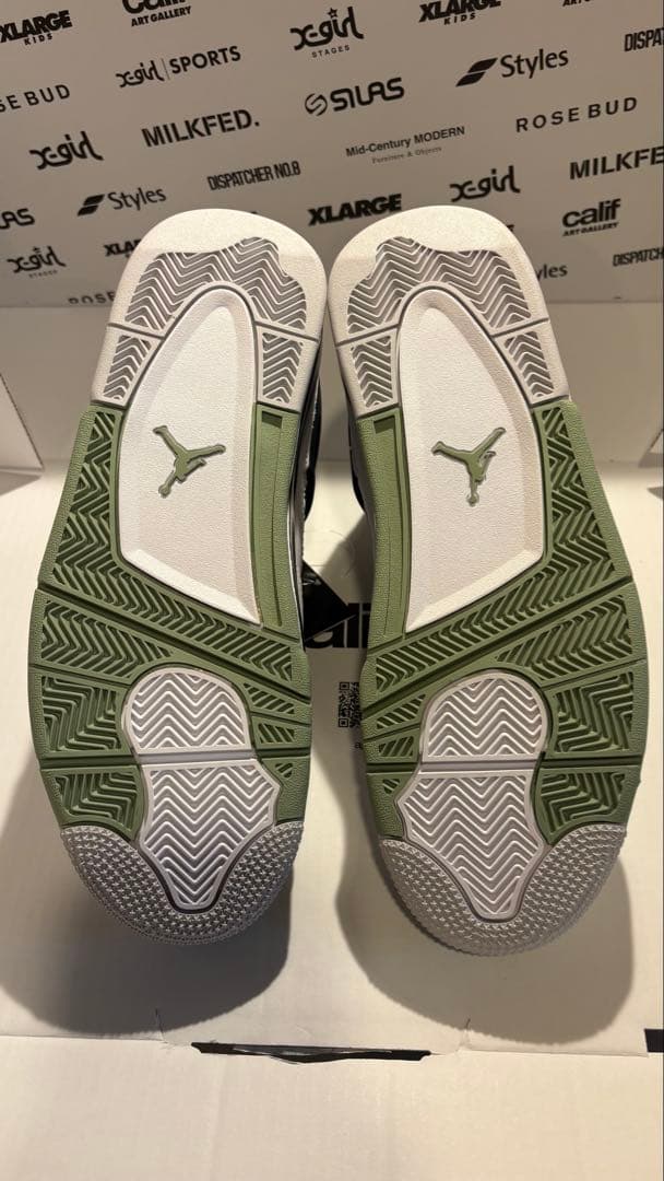 靴 Nike Women's Air Jordan 4 \"Oil Green\"
