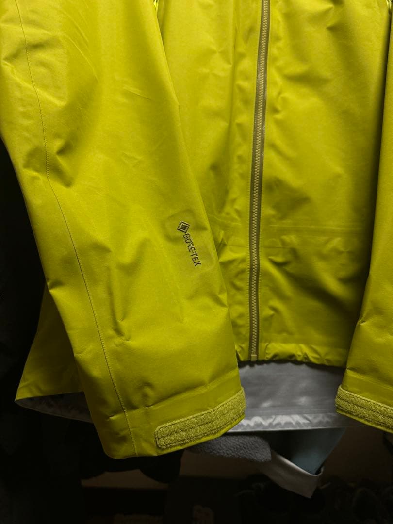 【BEAMS 限定】Arc'teryx Beta SL Jacket M