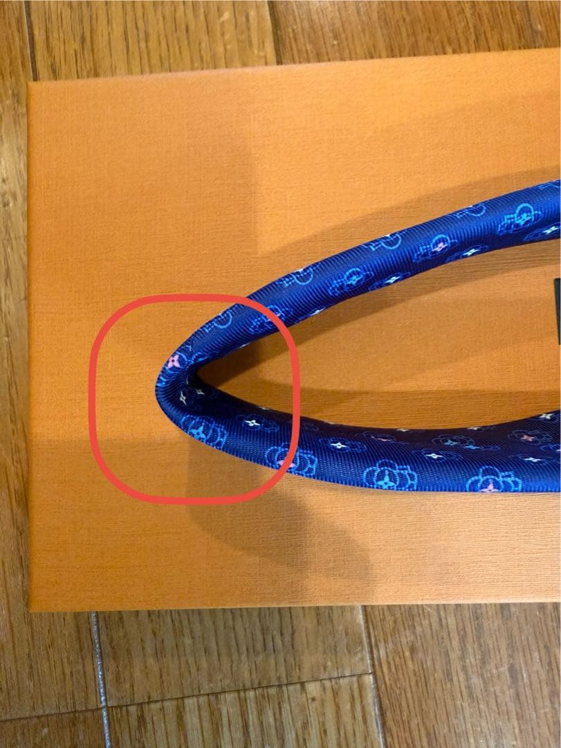 LOUIS VUITTON ルイヴィトン ネクタイ ヴィヴィエンヌ