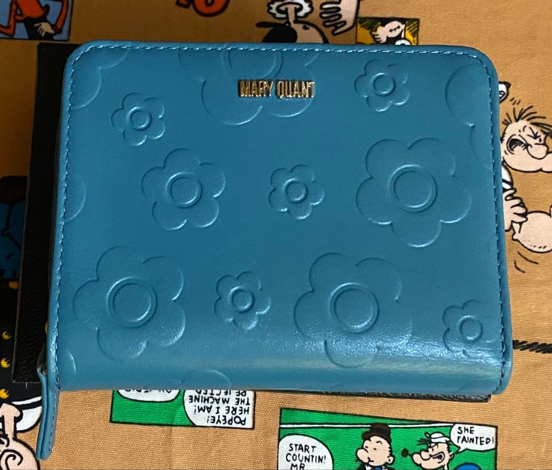 未使用マリークワント MARY QUANT デイジーエンボスフロート ウォレット