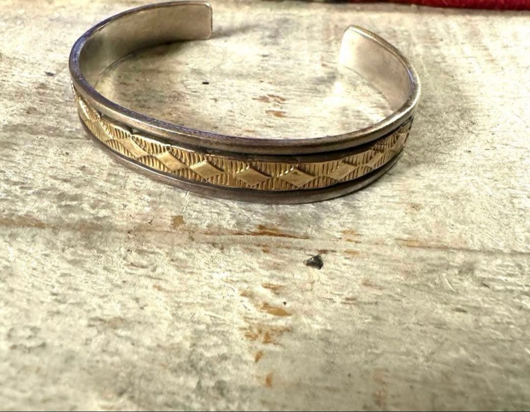 ブルースモーガン　バングル