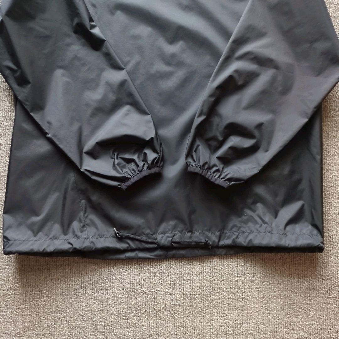 美品ナイキナイロンジャケットピステワンポイント刺繍バックプリント黒L