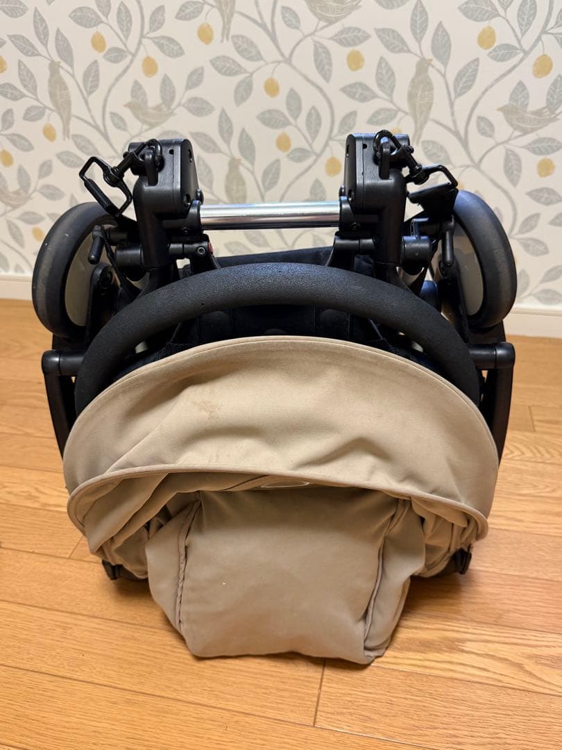 STOKKE YOYOベビーカー飛行機内持ち込み可能サイズ
