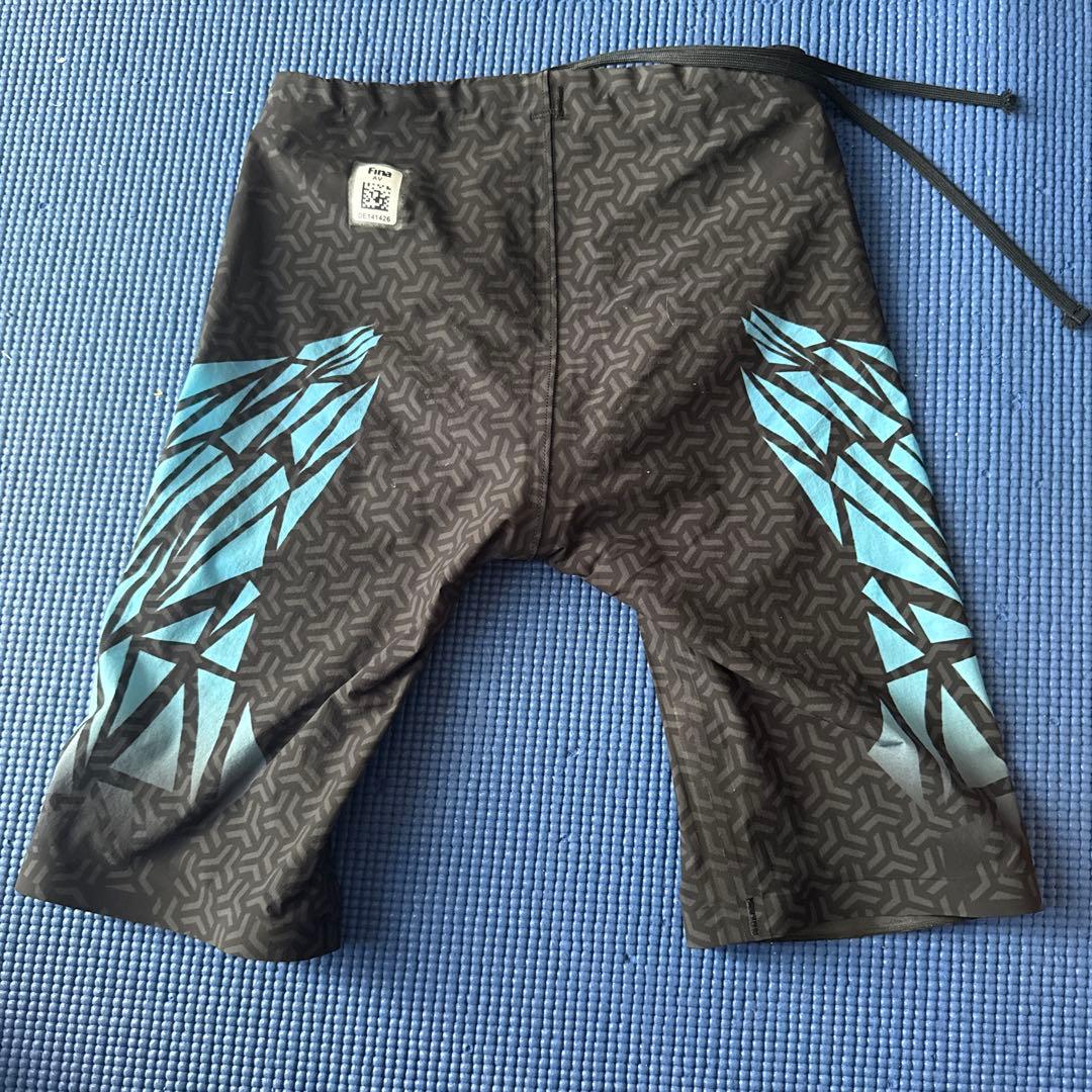 アリーナ高速水着&ゴーグル