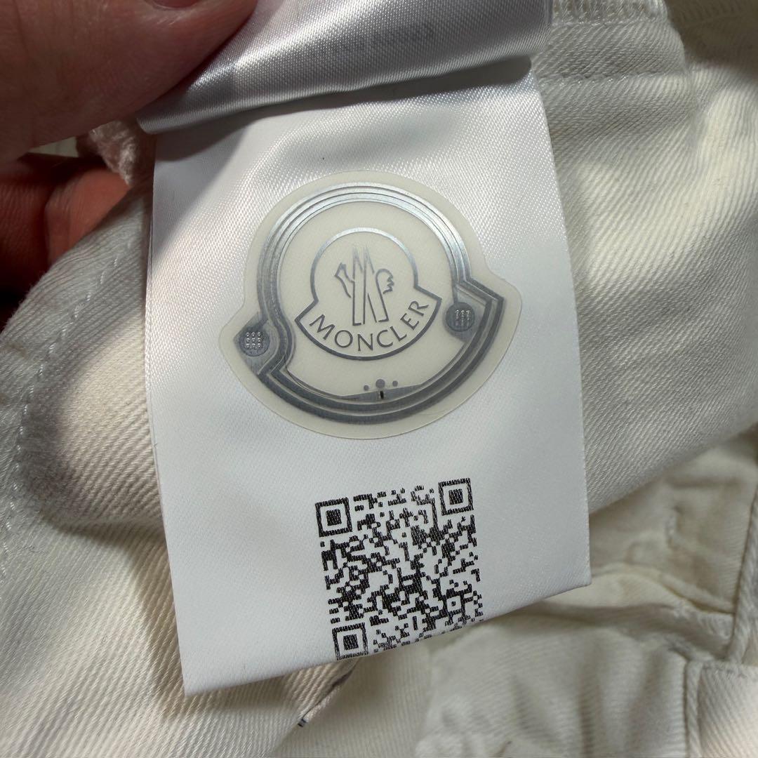 モンクレール　PANTALONE デニムパンツ　ホワイト　ビッグロゴ　40