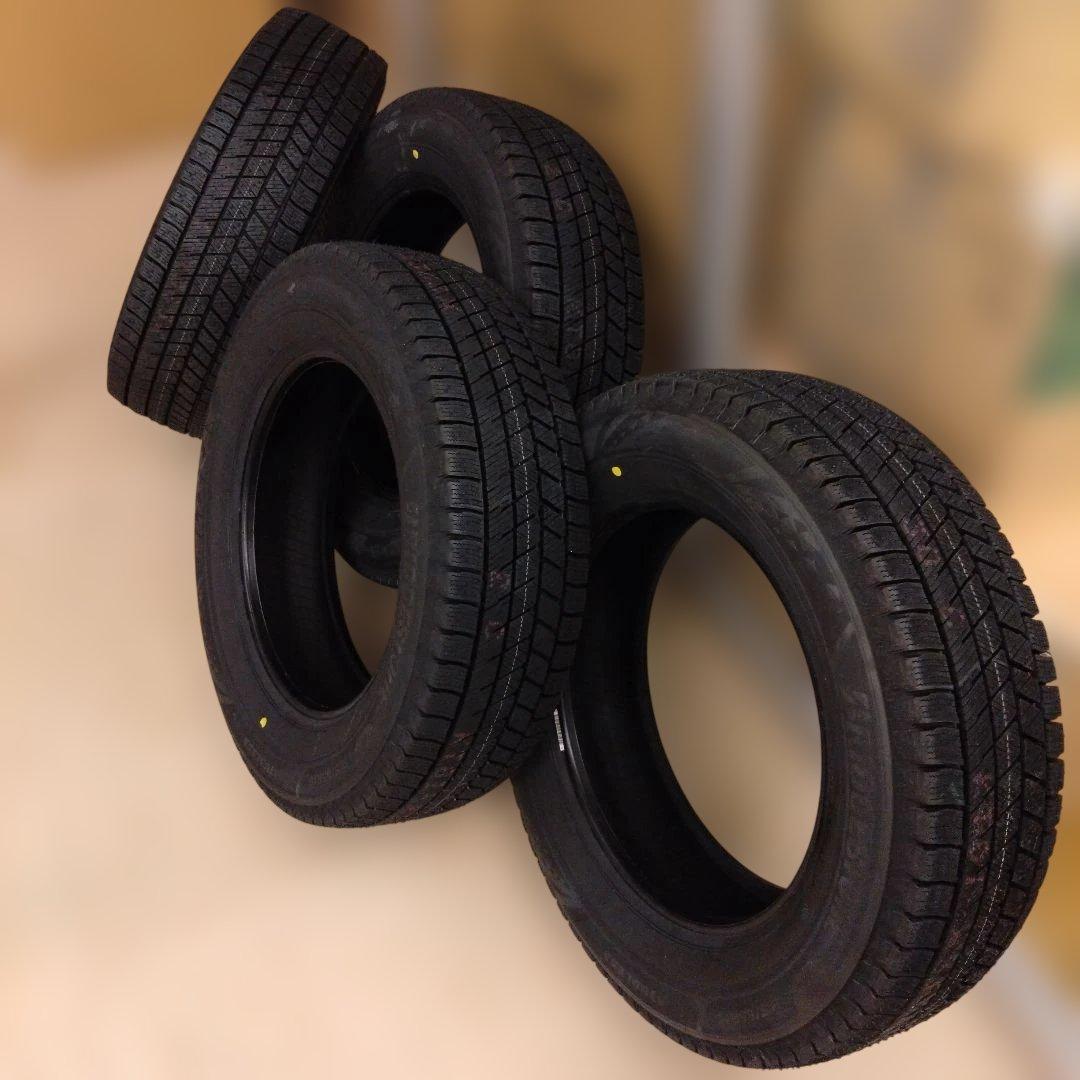 エ*メ様 スタッドレスタイヤ ブリジストン BRIZZAK VRX3