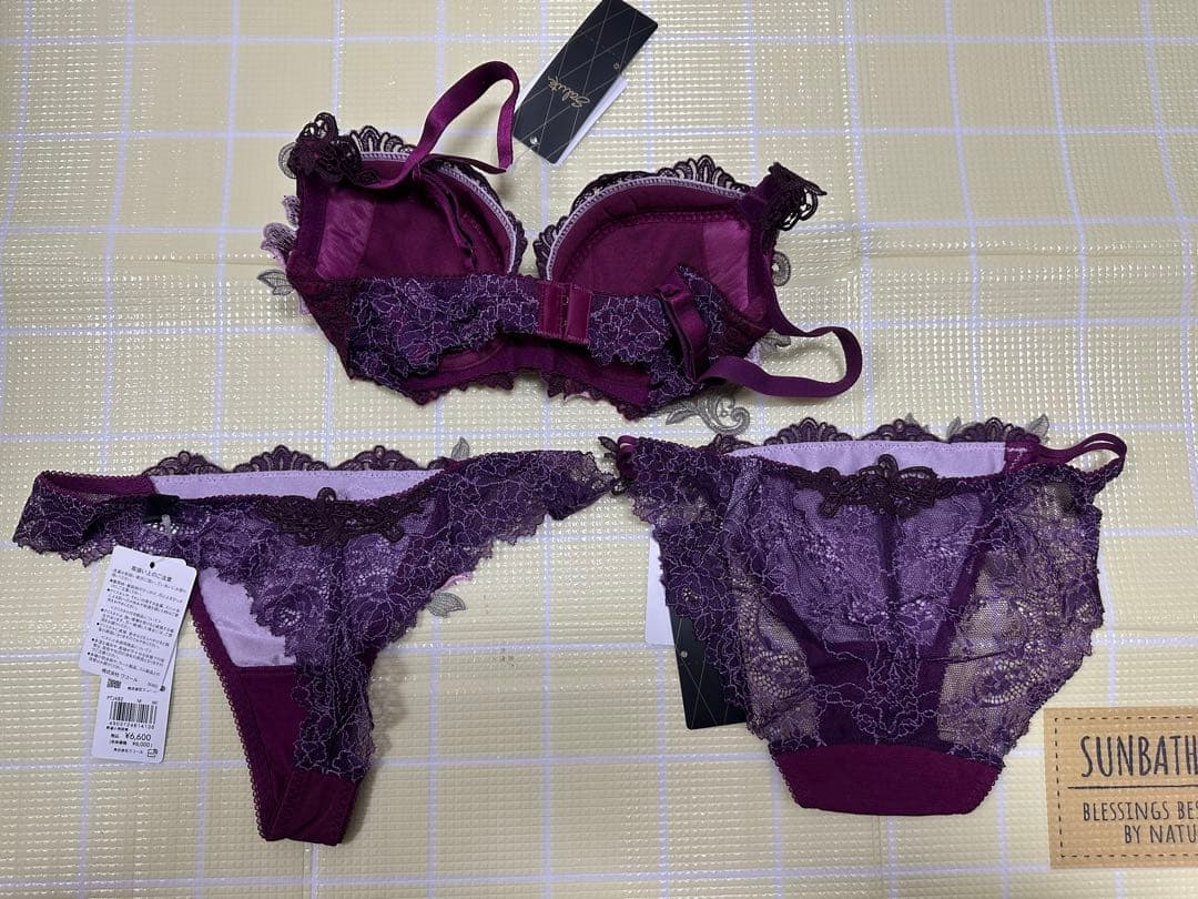 サルート/82G/ジョジョの奇妙な冒険/WI/ブラジャー・ショーツ/D65・M