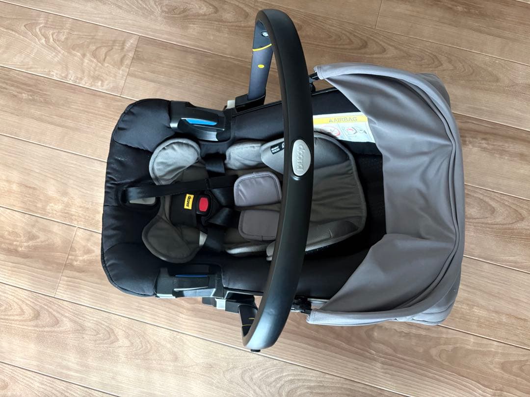 doona ベビーカー