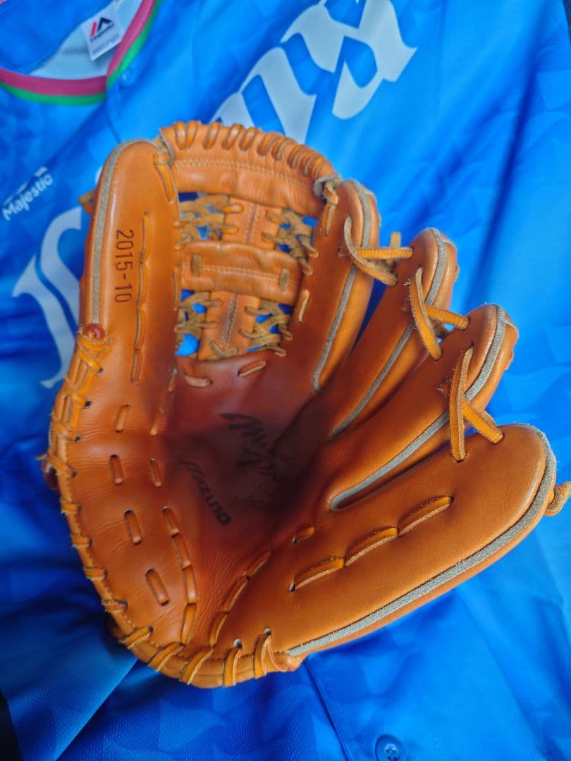 NPB　支給硬式グローブ　内野手