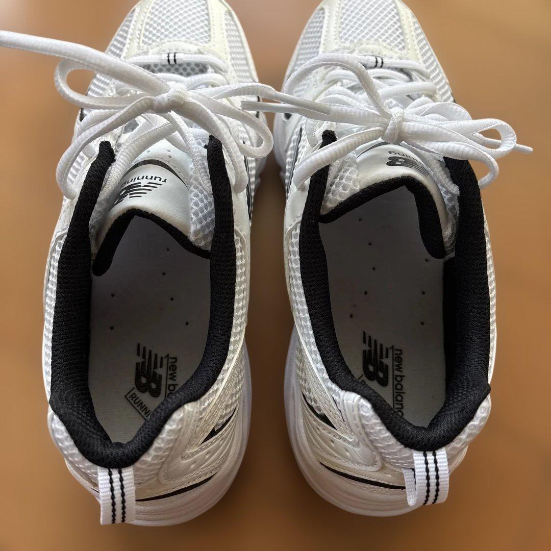 KN　美品☆ニューバランス MR530EWB ブラック ホワイト 23cm