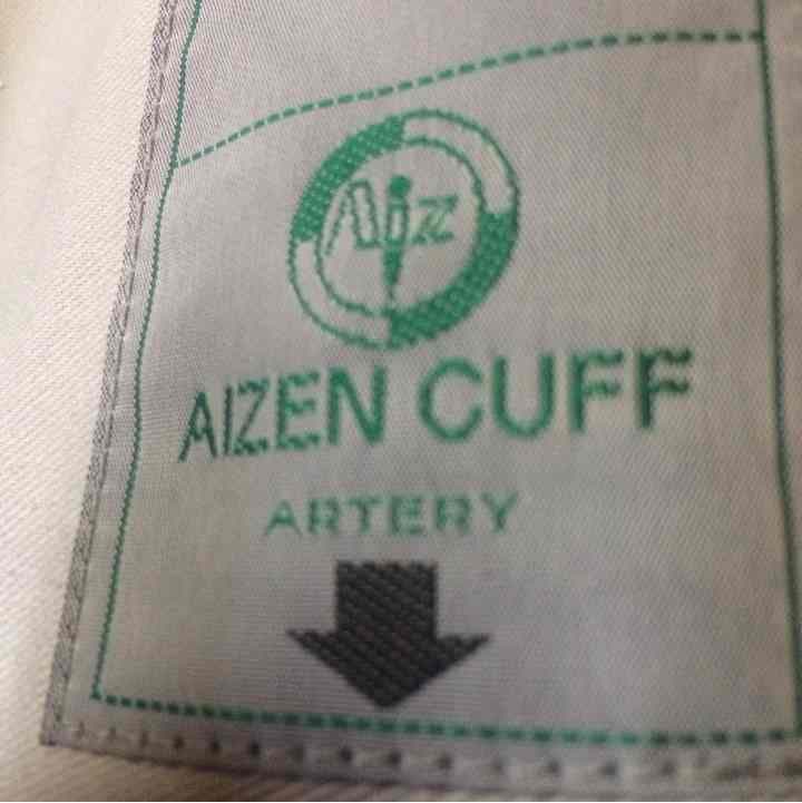 医療者用。血圧計。