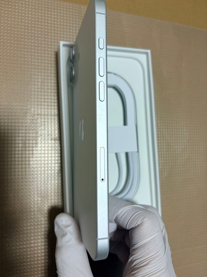 Apple iPhone 16plus 256GB ホワイト
