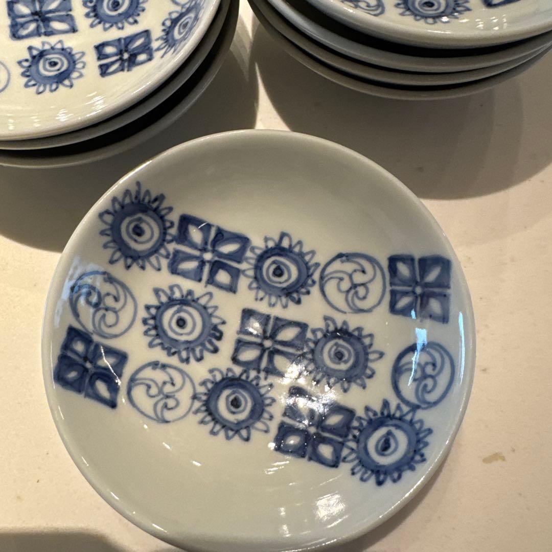 正木春蔵作、直径約1１センチ小皿8枚