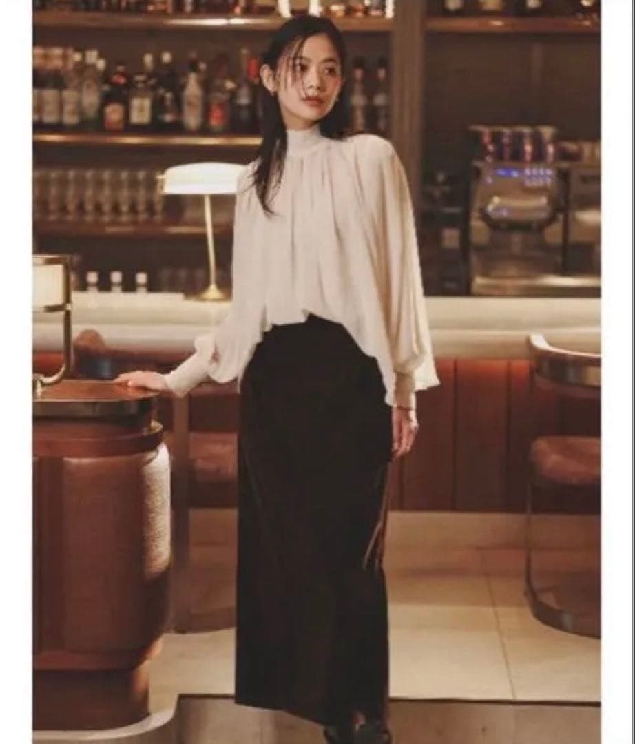 アニュアンス ベルベットナロースカート ブラック 1サイズ