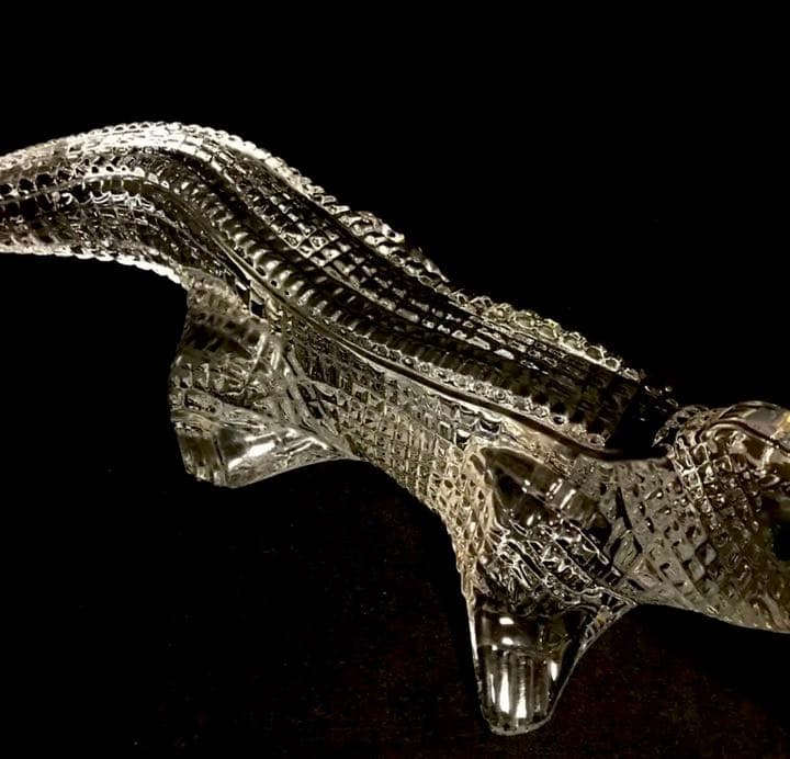 BACCARATバカラ/美品　純正箱付 45cm 「緑の涙」クロコダイル　ワニ
