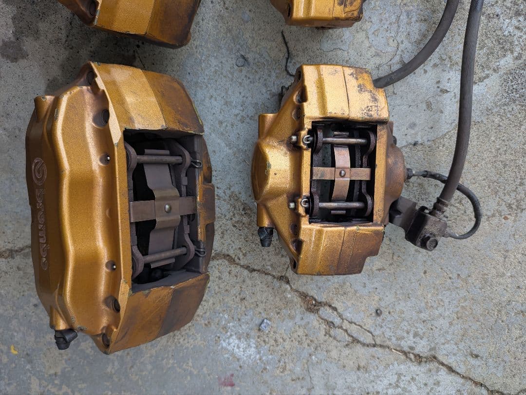 Z33 Brembo ゴールド ブレーキキャリパー