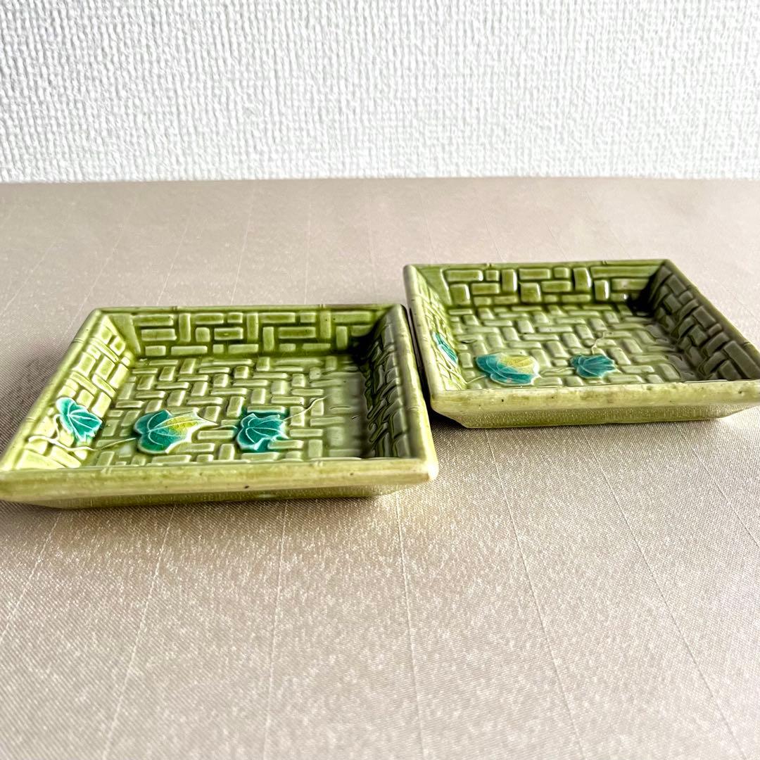 ★アンティーク　希少品 ★交趾焼　網目角皿　萌葱色 2枚