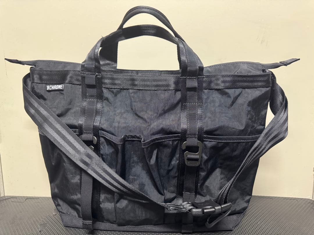 バッグ CHROME GROCERY TOTE MSNGR 15L