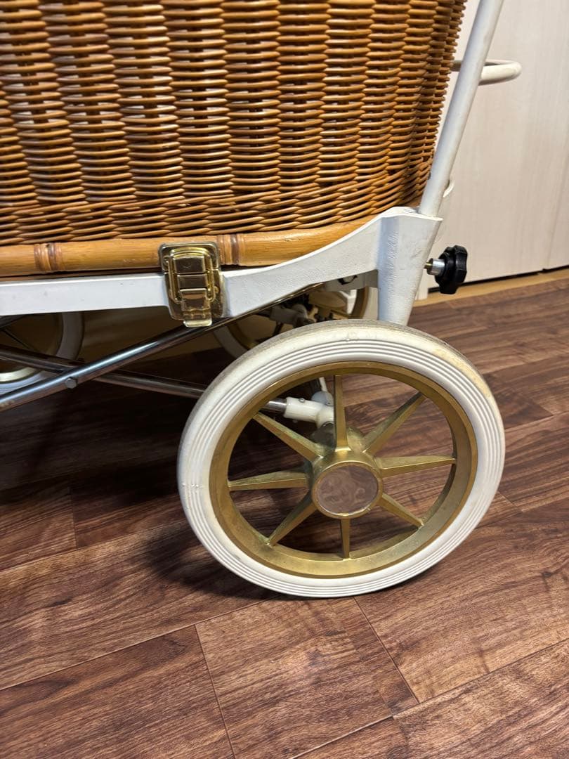 東京乳母車 プスプス フェンス希望の方無料でつけます