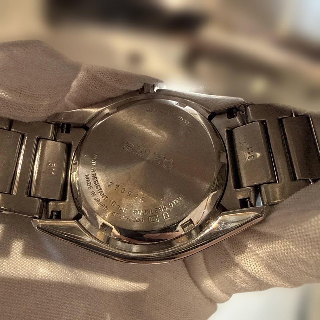 SEIKO 4R35時計 黒色文字盤 ステンレス 126