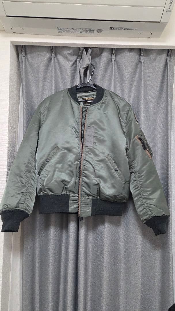 MIL-J-8279（1955〜57年）初期型MA-1 改良復刻モデル　XL