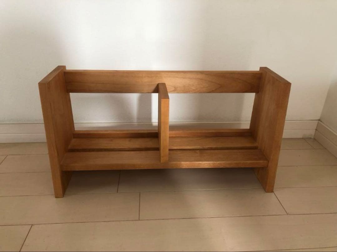 イクスス　書棚