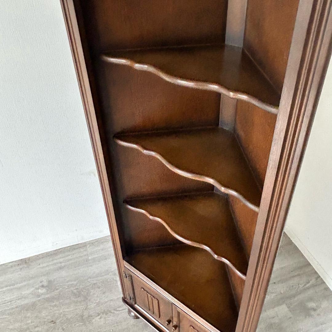 イギリス アンティーク　家具 コーナーキャビネット　295A