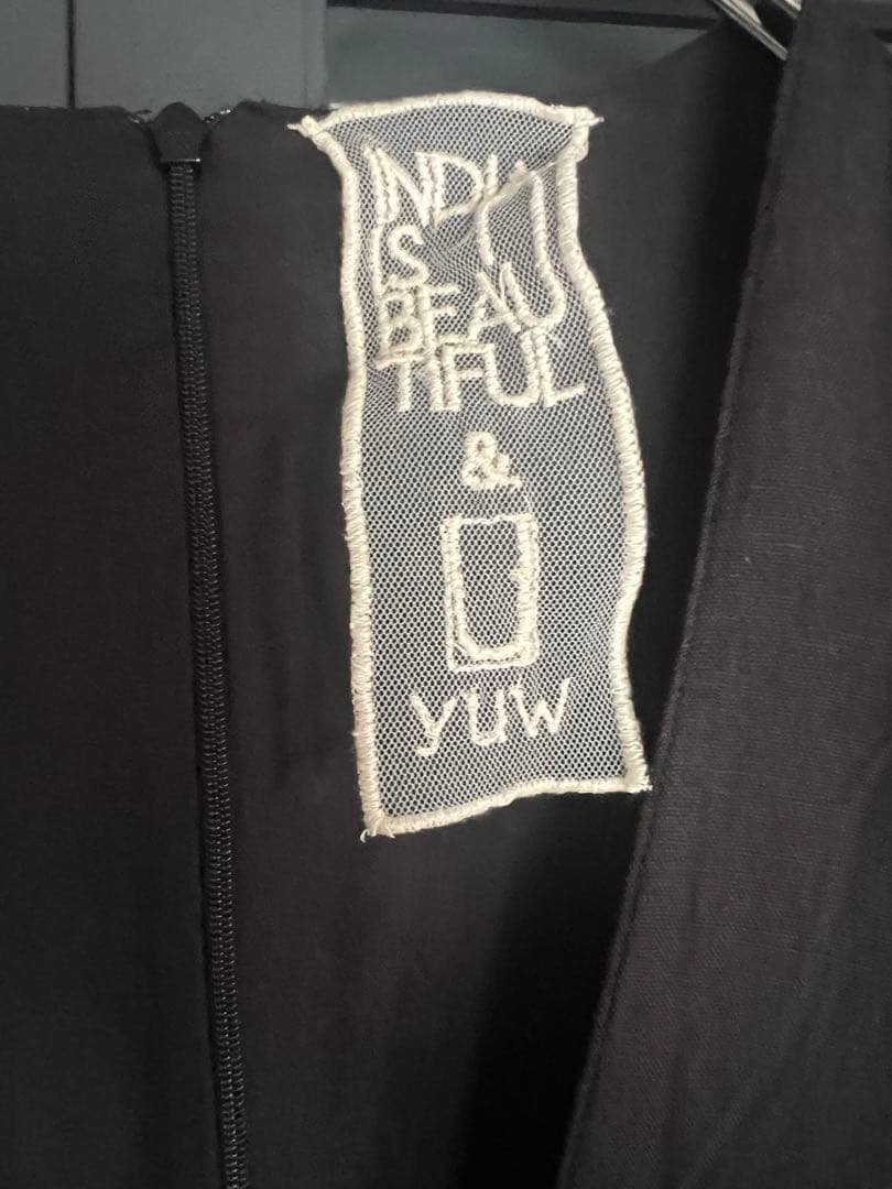 yuw ×India is beautiful オールインワン　新品未使用品