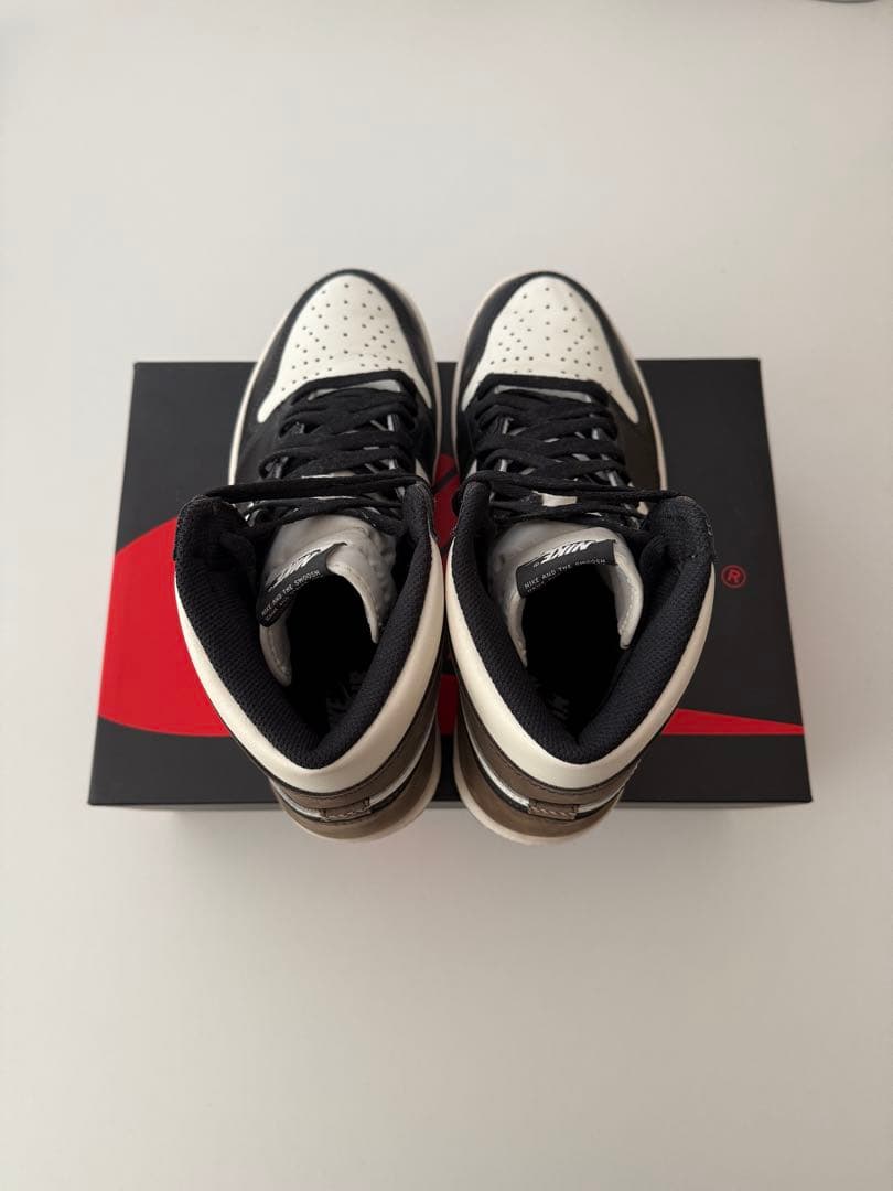 靴 Nike Air Jordan1 Retro High Dark Mocha