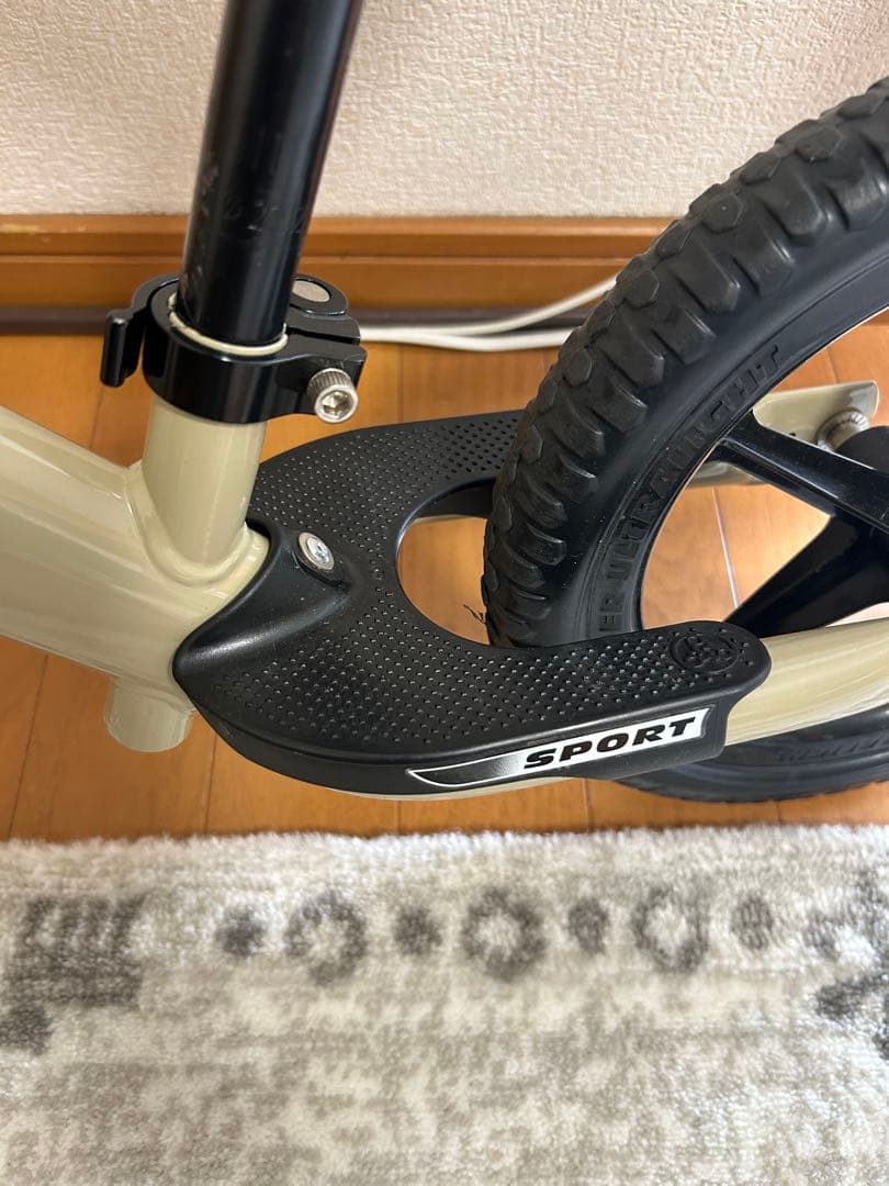 【美品】STRIDER ストライダー スポーツモデル 限定色　サファリ